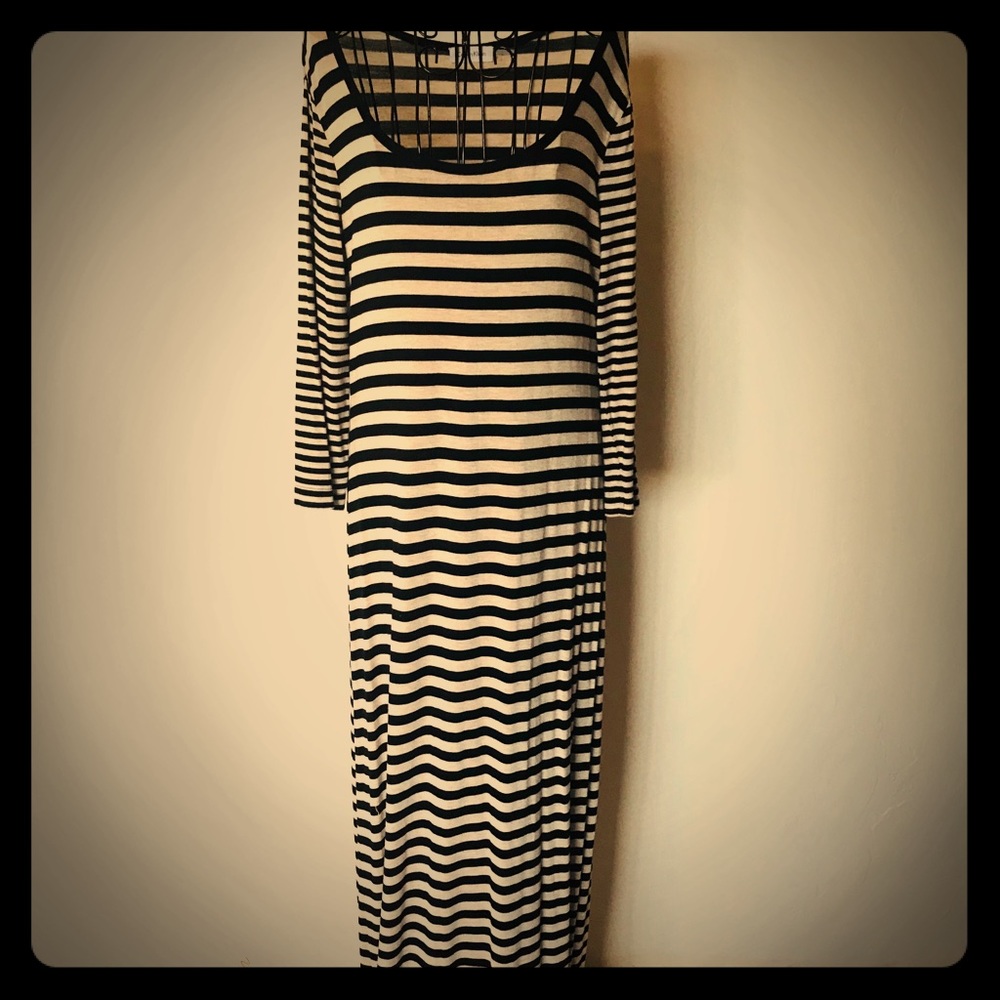 Black and Tan stripped maxi